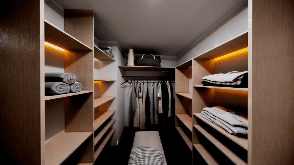 CLOSET